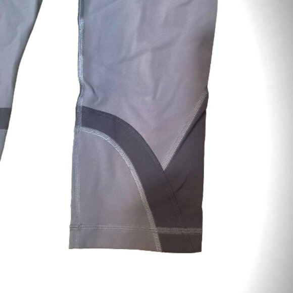 Lululemon High-Rise Crop Leggings — Gray/Charcoal Colorblock — Size 8 - Picture 2 of 7